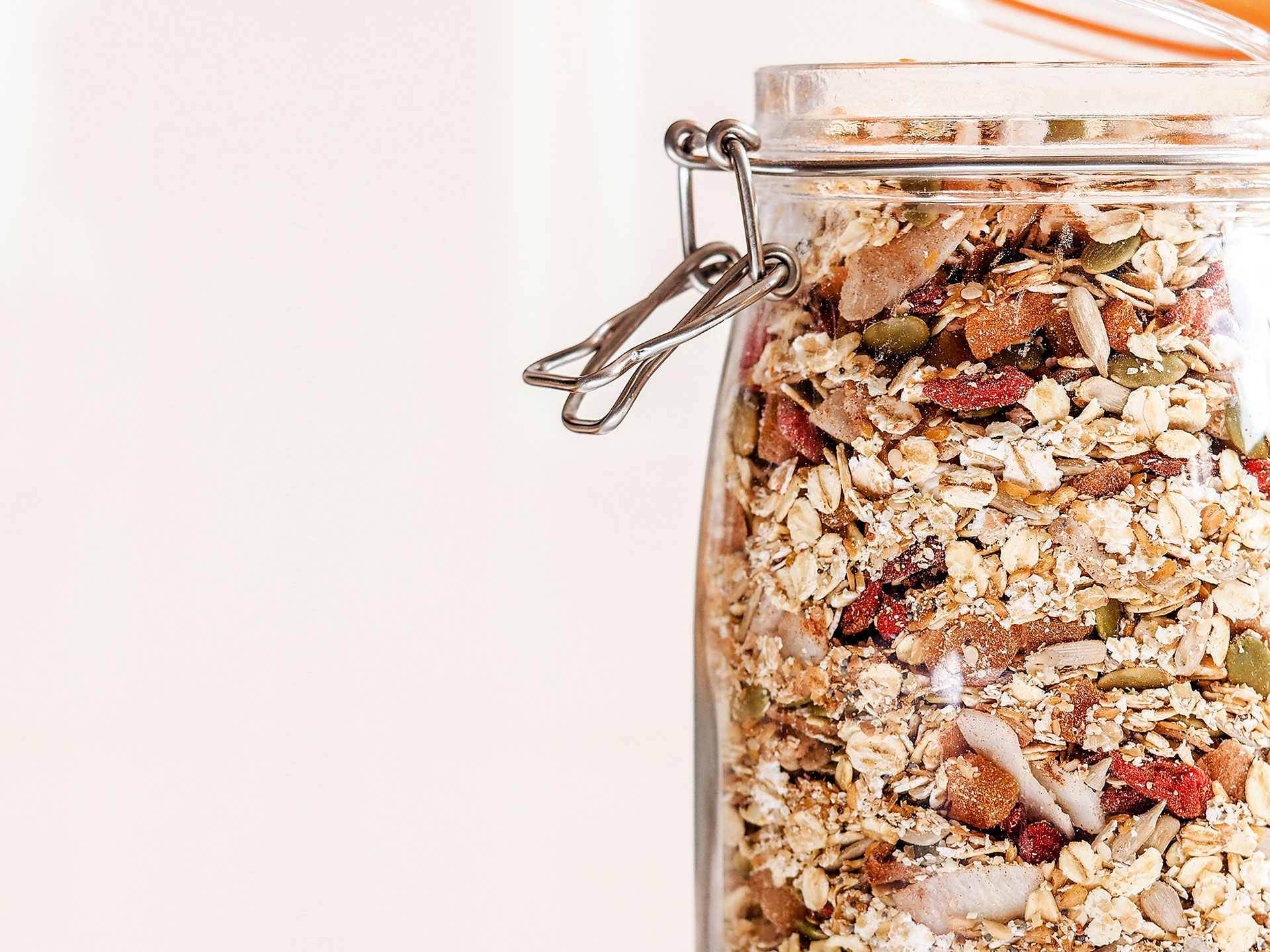 mix-it-up-muesli